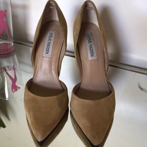 Steve Madden tan suede heels